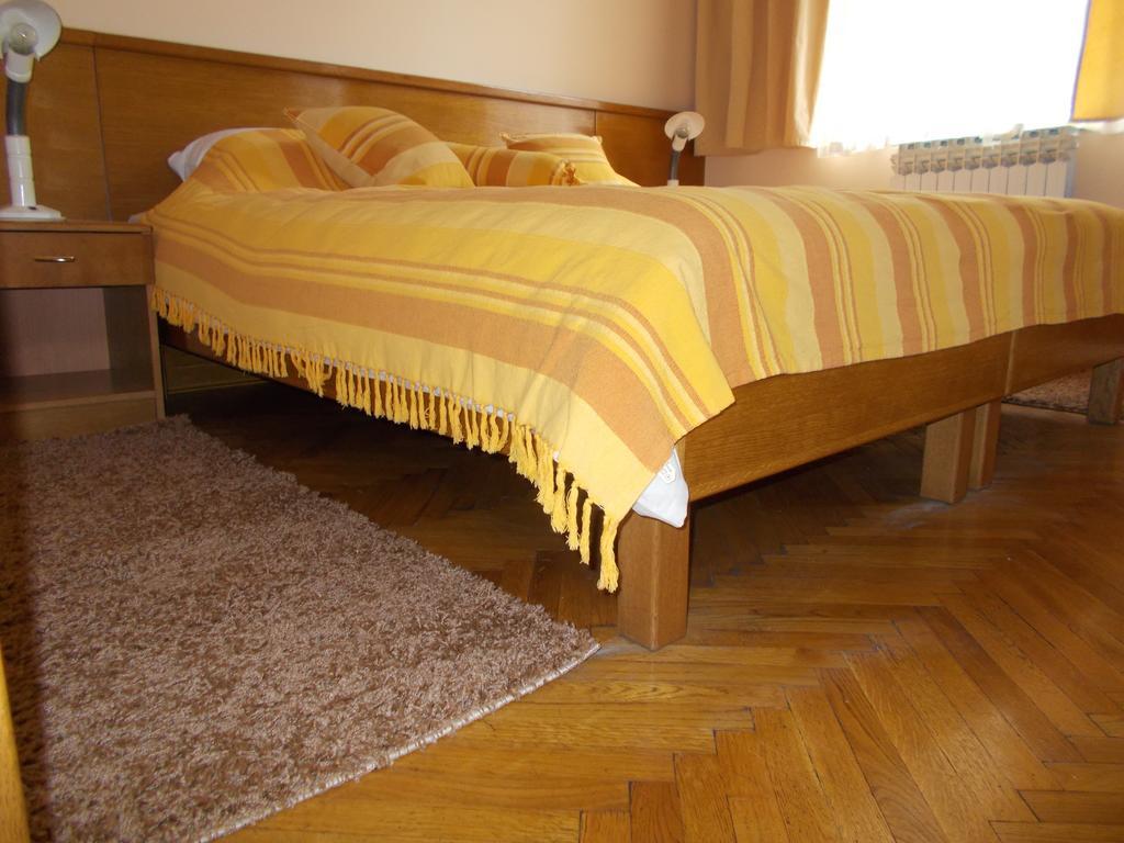 Studio Apartments "Chess Club Bosna" Sarajevo Exterior photo
